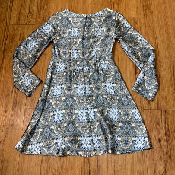 Miss Selfridge Blue Satin Longsleeve Tunic Dress - Picture 4 of 9